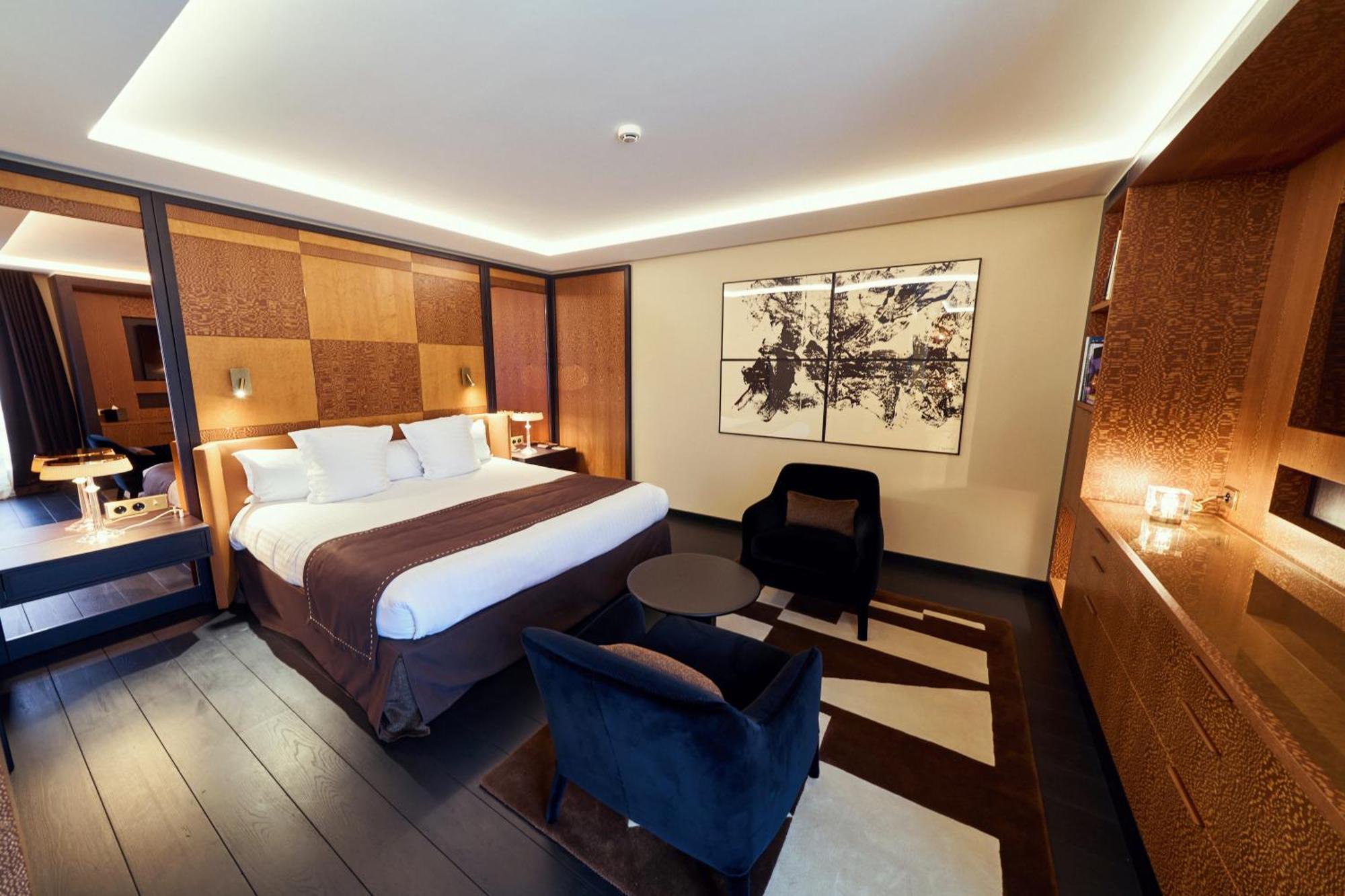 La Pyramide - Maison Henriroux เวียน ภายนอก รูปภาพ